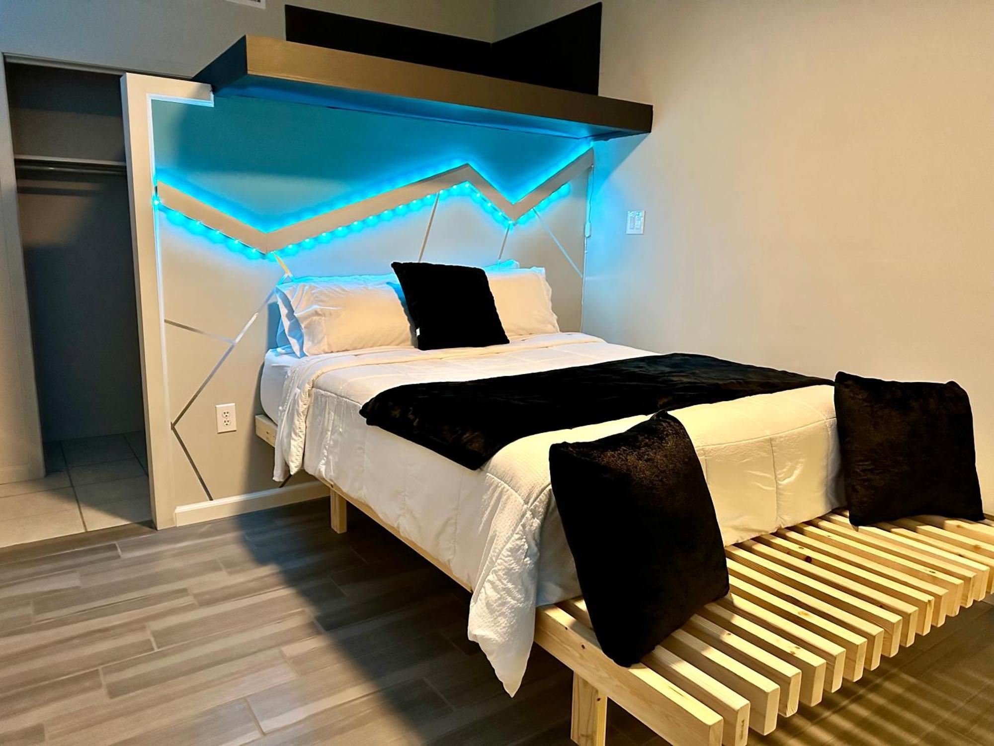 Eagle Stay Dainty Studio Eagle Pass Zewnętrze zdjęcie